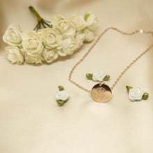 Load image into Gallery viewer, Bloom - Birth Flower Necklace
